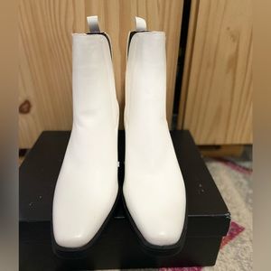 Truffle Collection White Ankle Boot with Black Heel